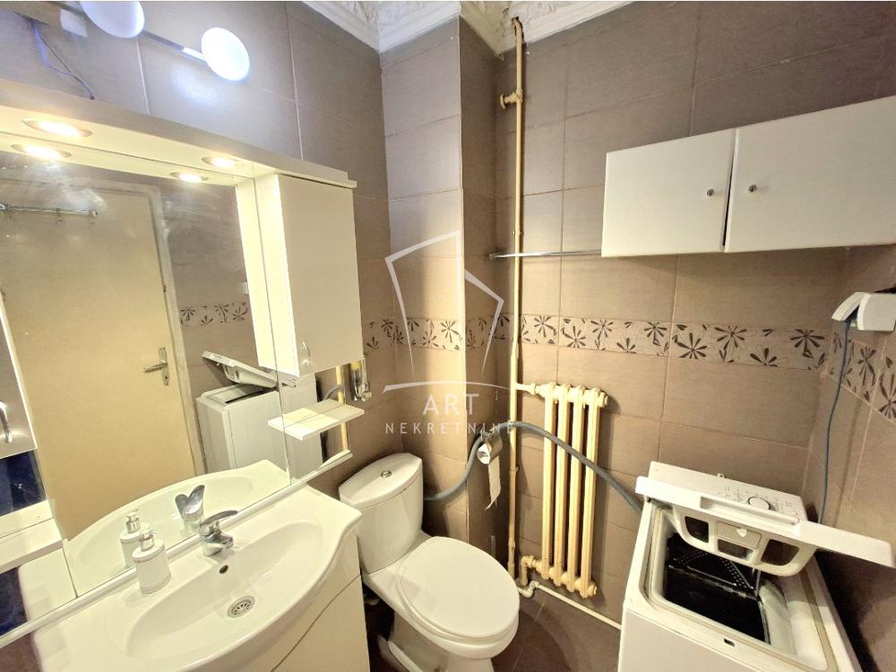 Slika 11 - Braće Jerković, Jednoiposoban stan za izdavanje, 43m2, 400€