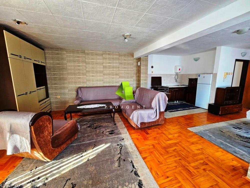 Glavna slika -Jednosoban stan za izdavanje, 60m2, 250€