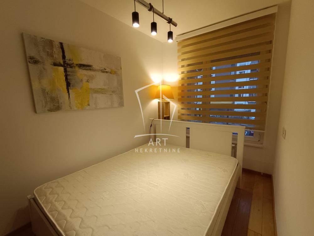 Slika 2 - Šumadijska, Jednoiposoban stan za izdavanje, 42m2, 650€