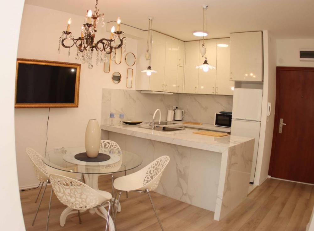 Glavna slika -Dvoiposoban stan za izdavanje, 48m2, 480€