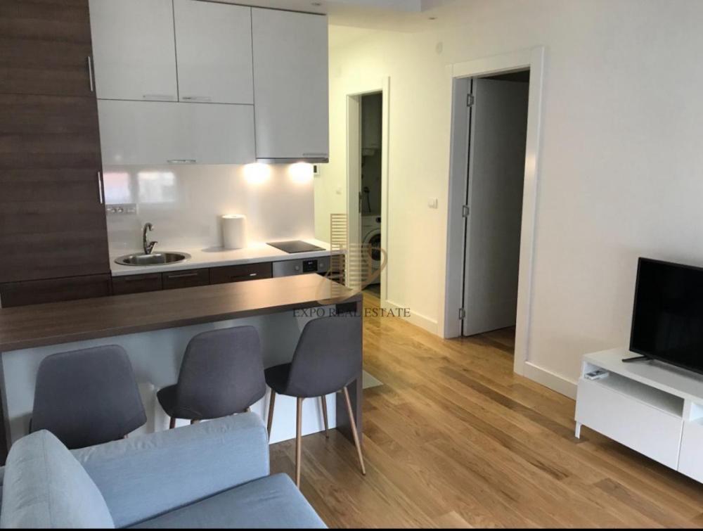 Glavna slika -Dvosoban stan za izdavanje, 43m2, 700€