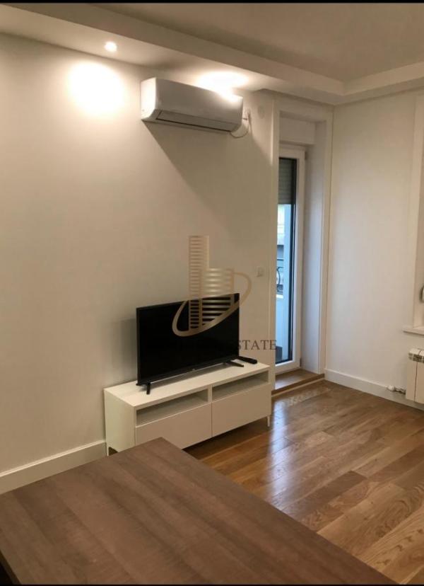 Slika 3 - Dvosoban stan za izdavanje, 43m2, 700€