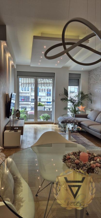 Glavna slika -Dvosoban stan za izdavanje, 54m2, 1.000€