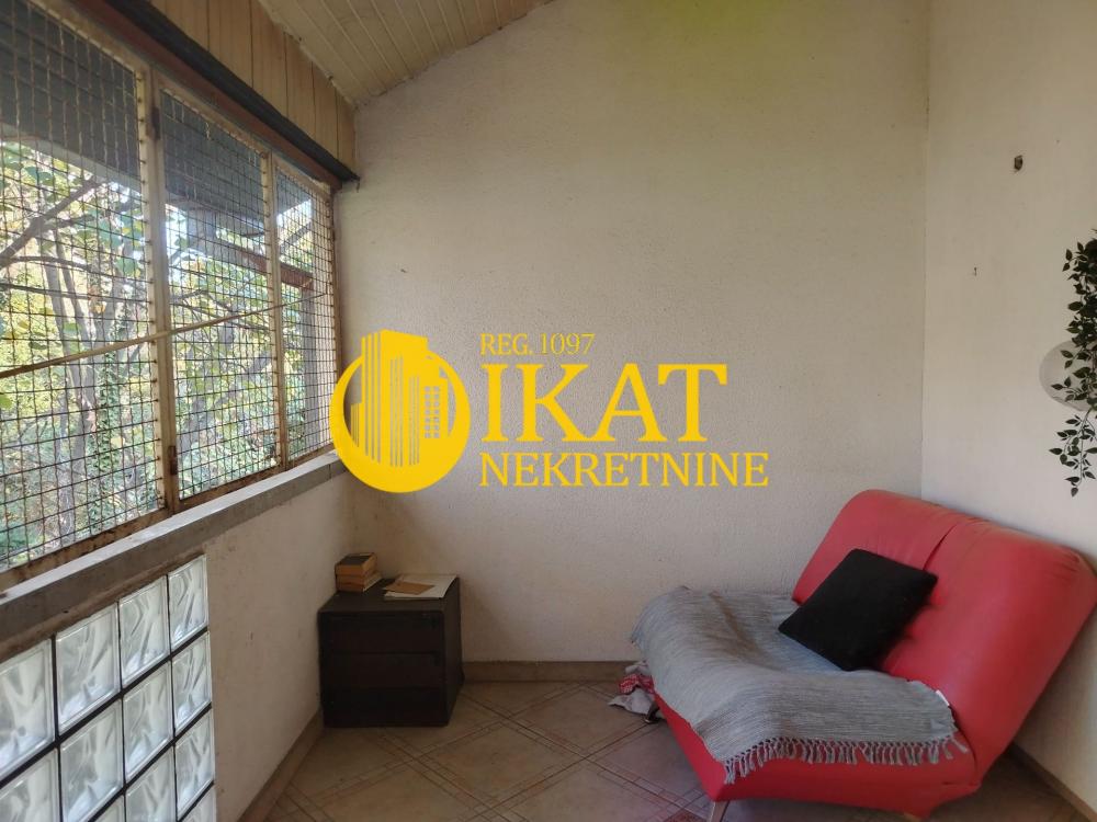 Slika 5 - Četvorosoban stan za izdavanje, 158m2, 750€