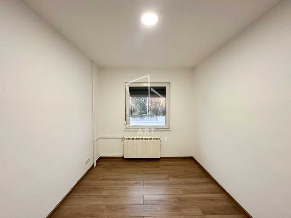 Slika 5 - Nehruova, Petosoban stan na prodaju, 104m2, 410.000€