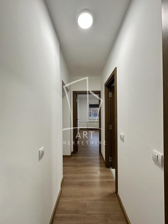 Slika 10 - Nehruova, Petosoban stan na prodaju, 104m2, 410.000€