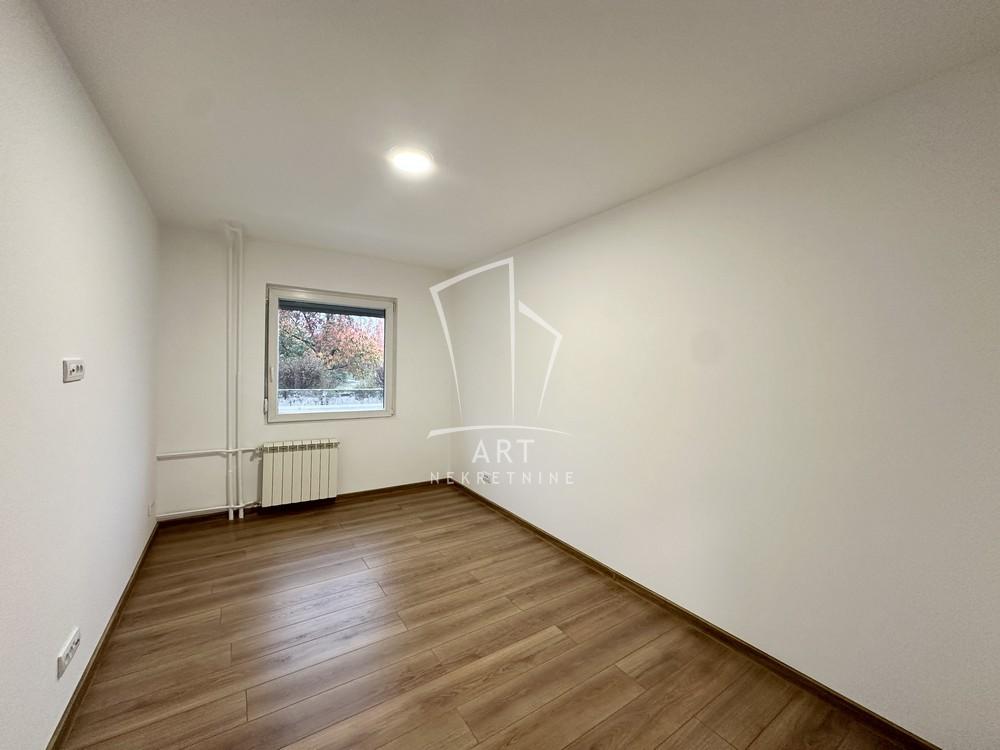 Slika 9 - Nehruova, Petosoban stan na prodaju, 104m2, 410.000€