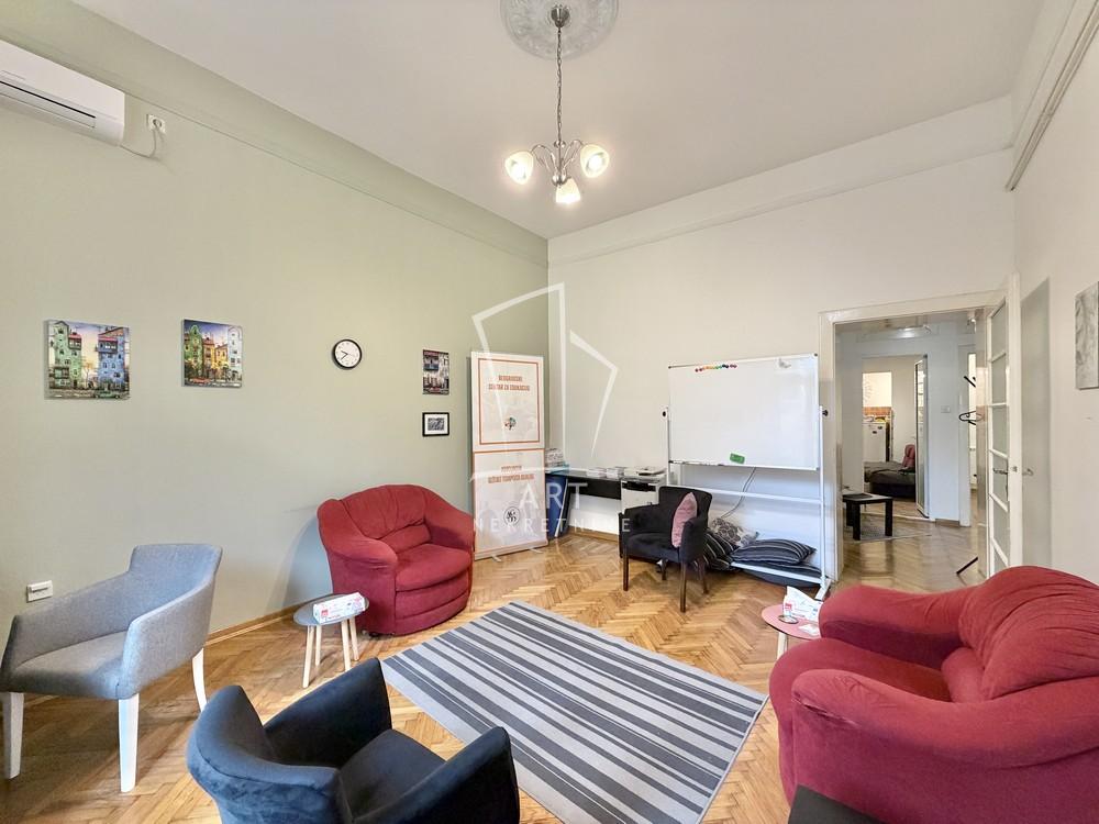 Slika 1 - Strahinjića Bana, Dvosoban stan na prodaju, 69m2, 305.000€