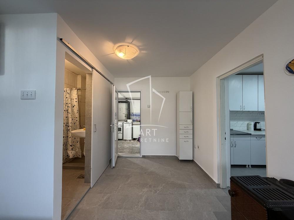 Slika 3 - Žarka Savića, Trosoban stan za izdavanje, 40m2, 250€