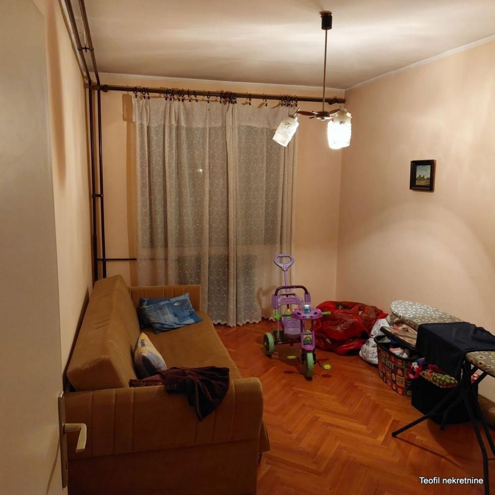 Slika 2 - LJubimke Bobić, Troiposoban stan na prodaju, 85m2, 252.000€