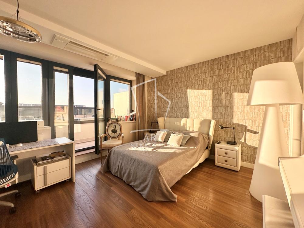 Slika 4 - Bulevar Zorana Đinđića, Petosoban stan za izdavanje, 213m2, 4.000€