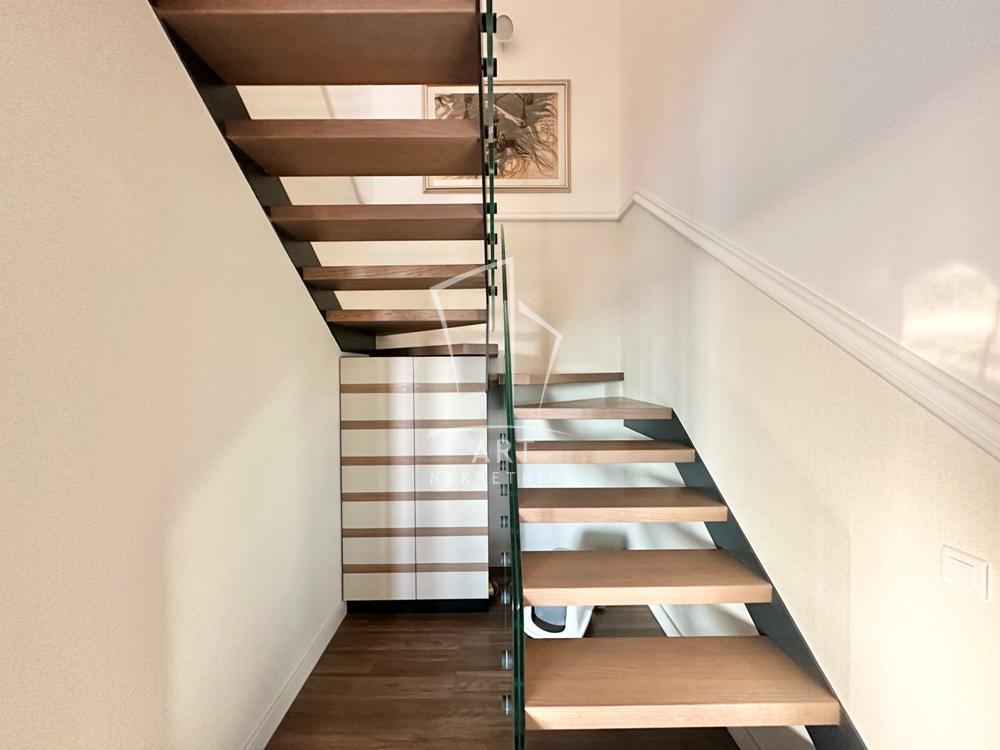 Slika 9 - Bulevar Zorana Đinđića,  Lokal na prodaju, 213m2, 4.000€