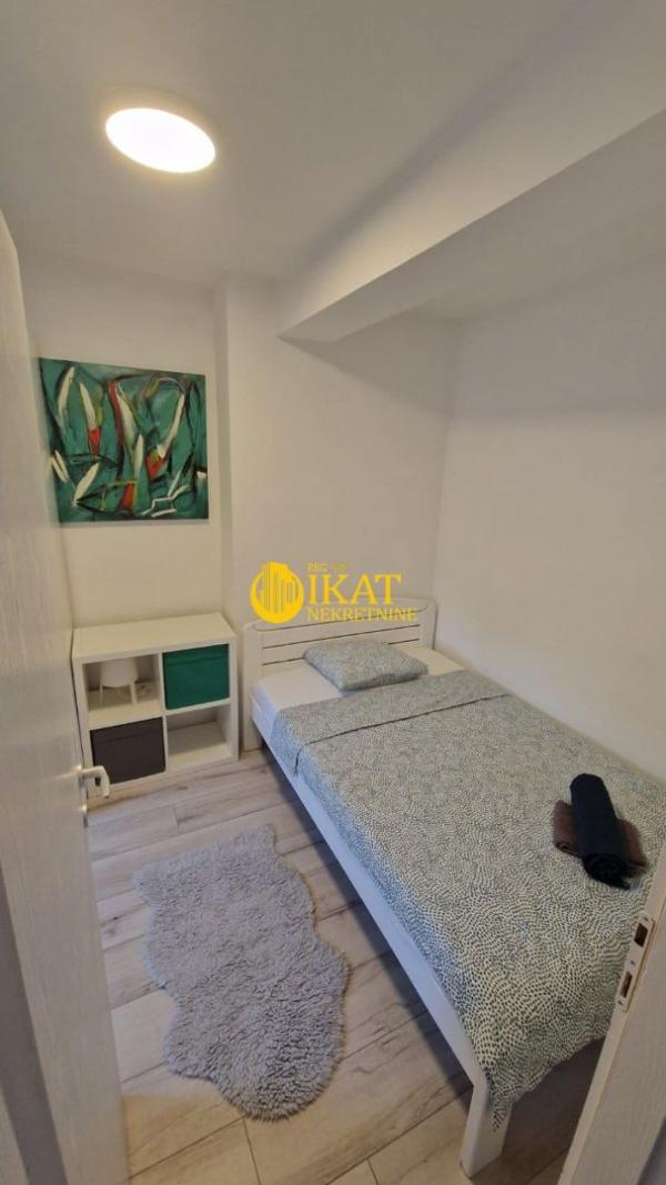 Slika 5 - Zahumska, Dvoiposoban stan za izdavanje, 45m2, 650€