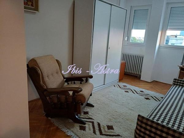 Slika 7 - Pariske komune, Trosoban stan za izdavanje, 68m2, 500€