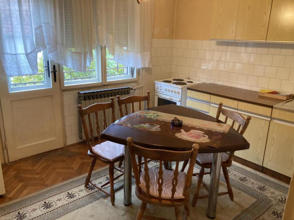 Slika 1 - Bogdana Velaševića, Dvosoban stan za izdavanje, 56m2, 350€