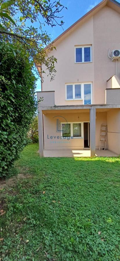 Slika 8 - Stefana Filipovića,  Kuća za izdavanje, 170m2, 500€