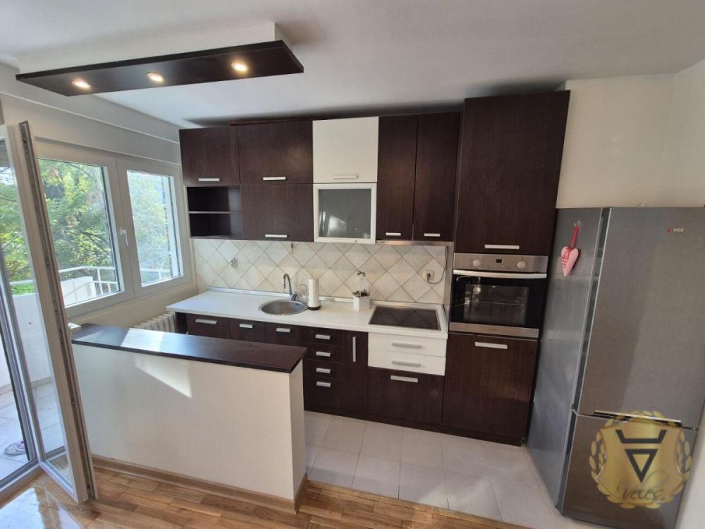 Slika 2 - Dvosoban stan za izdavanje, 45m2, 700€