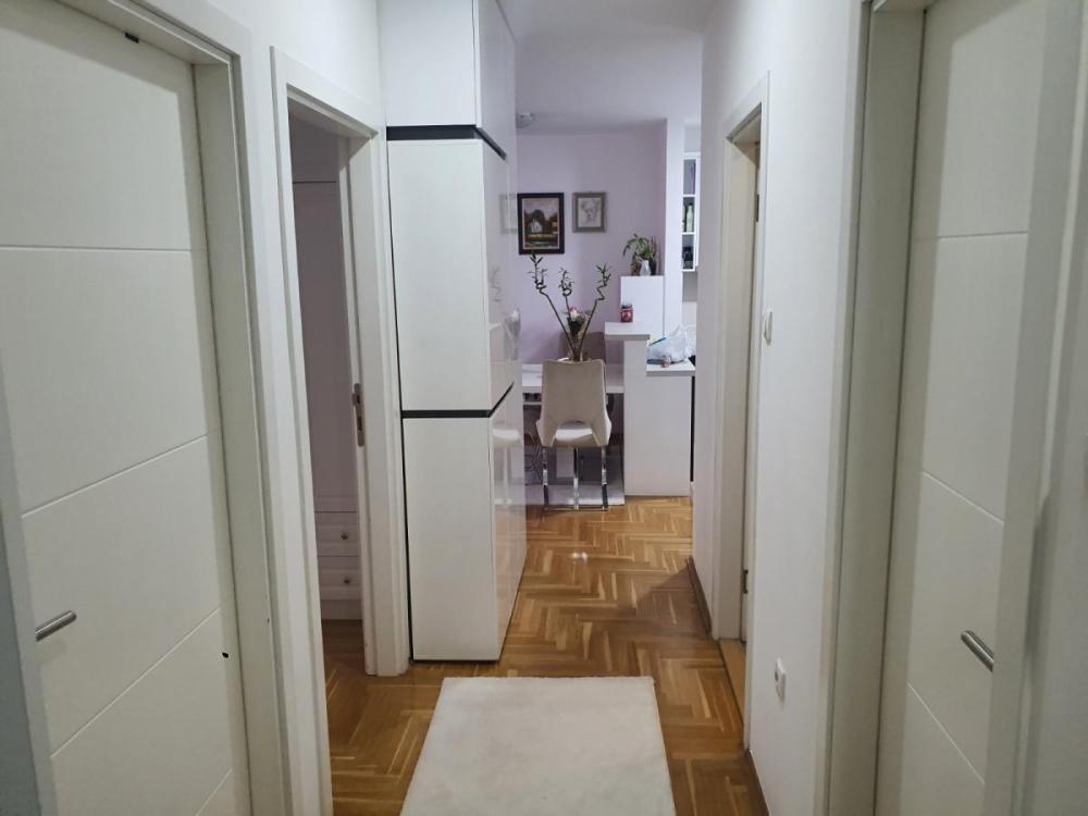 Slika 8 - Dvoiposoban stan na prodaju, 55m2, 165.000€