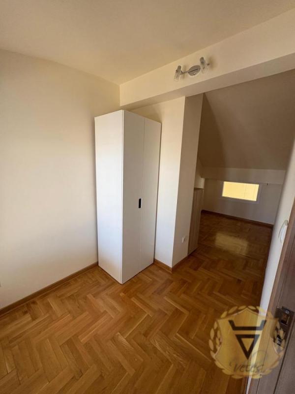 Slika 7 - Četvorosoban stan za izdavanje, 120m2, 1.200€