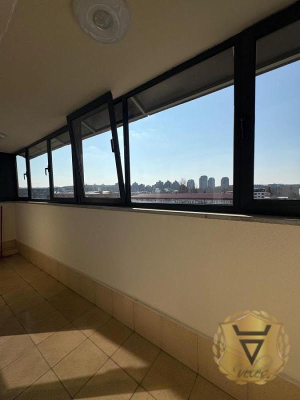 Slika 11 - Četvorosoban stan za izdavanje, 120m2, 1.200€