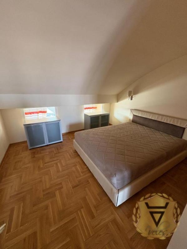 Slika 8 - Četvorosoban stan za izdavanje, 120m2, 1.200€