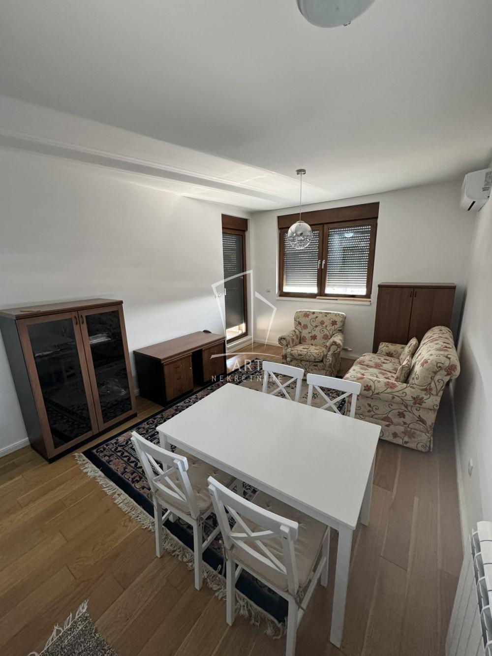 Glavna slika oglasa 374758