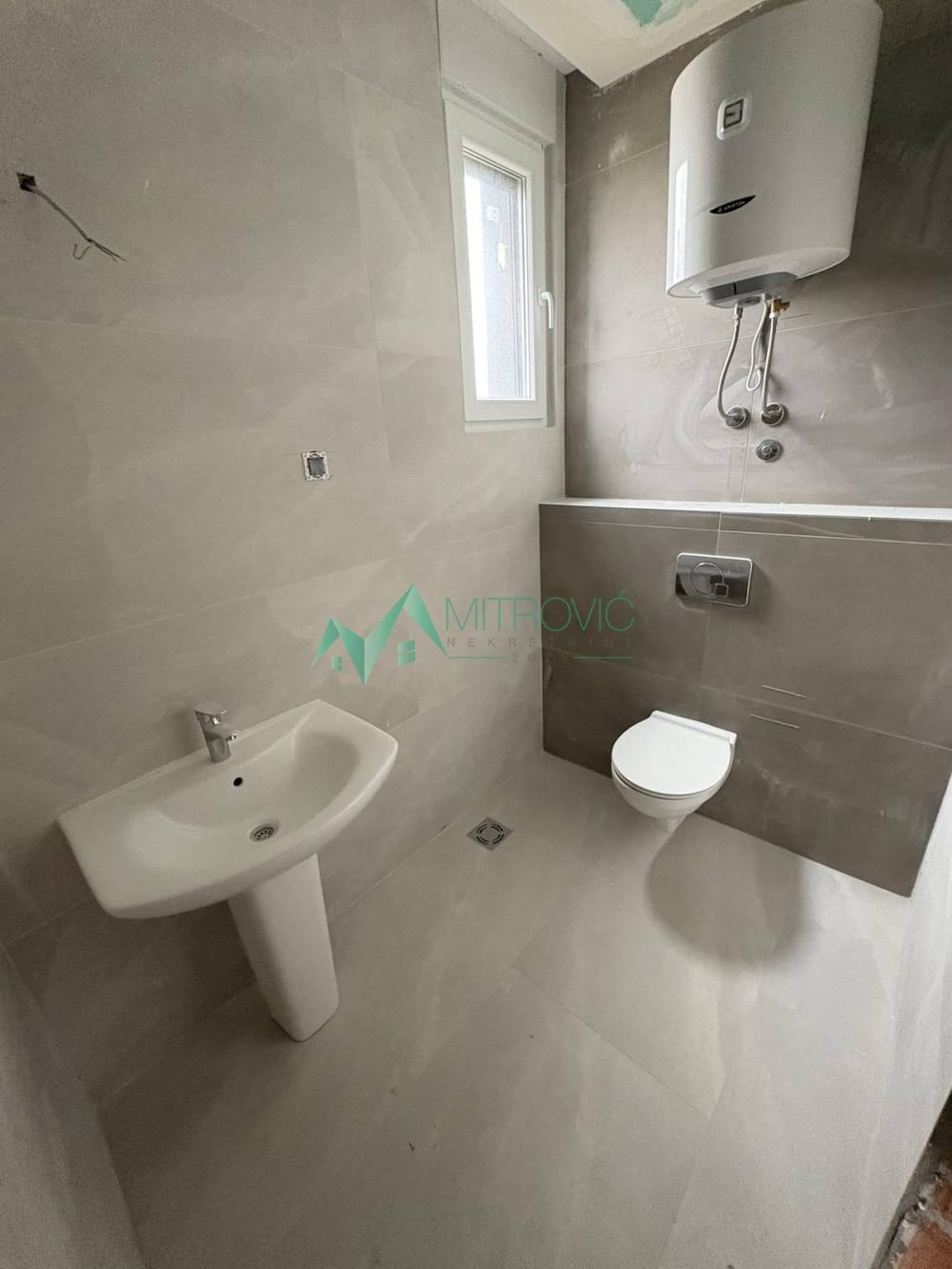 Slika 6 - Četvoroiposoban stan na prodaju, 177m2, 236.900€