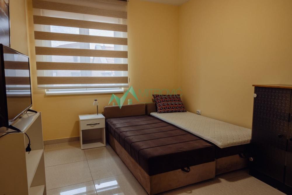 Slika 6 - Četvorosoban stan za izdavanje, 120m2, 750€