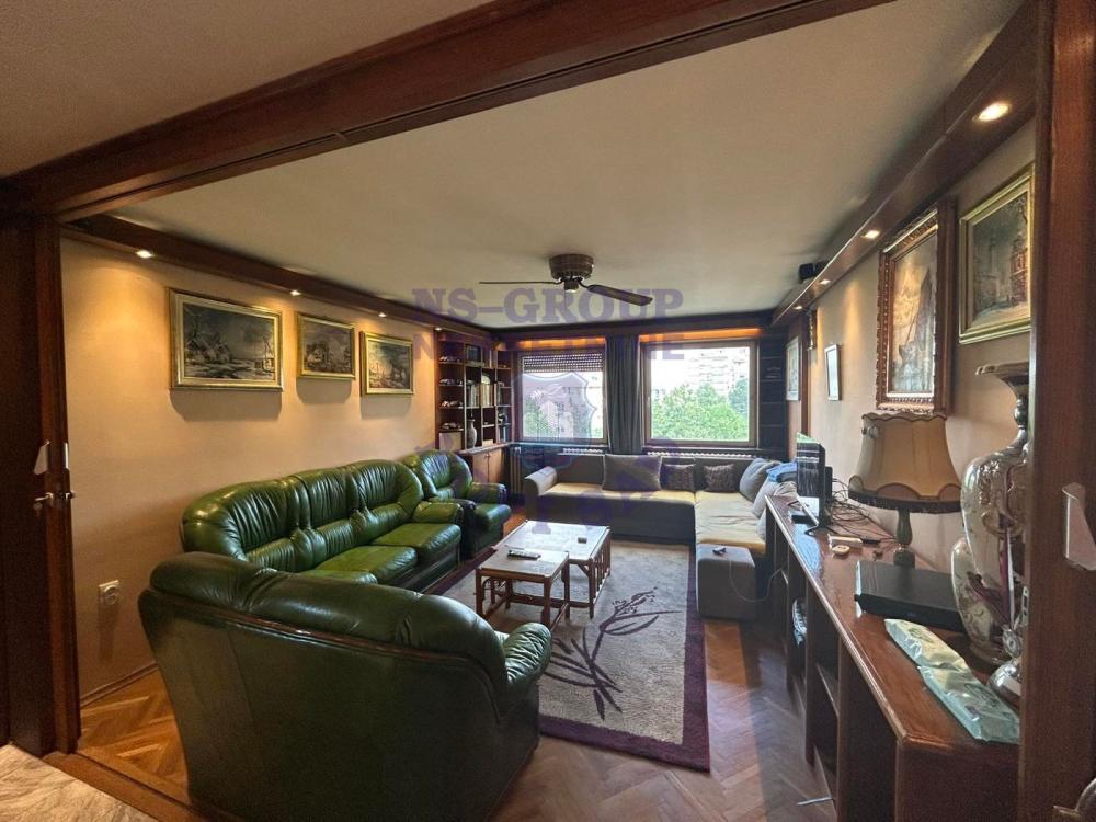 Glavna slika -Trosoban stan na prodaju, 107m2, 267.800€