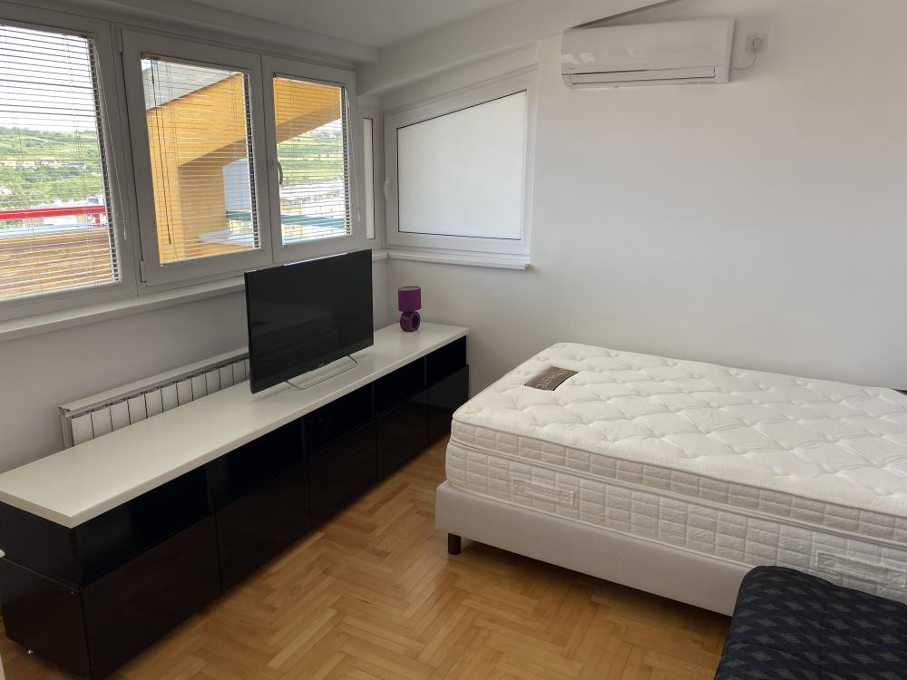 Slika 7 - Druge sprske armije 21, Jednosoban stan za izdavanje, 53m2, 600€
