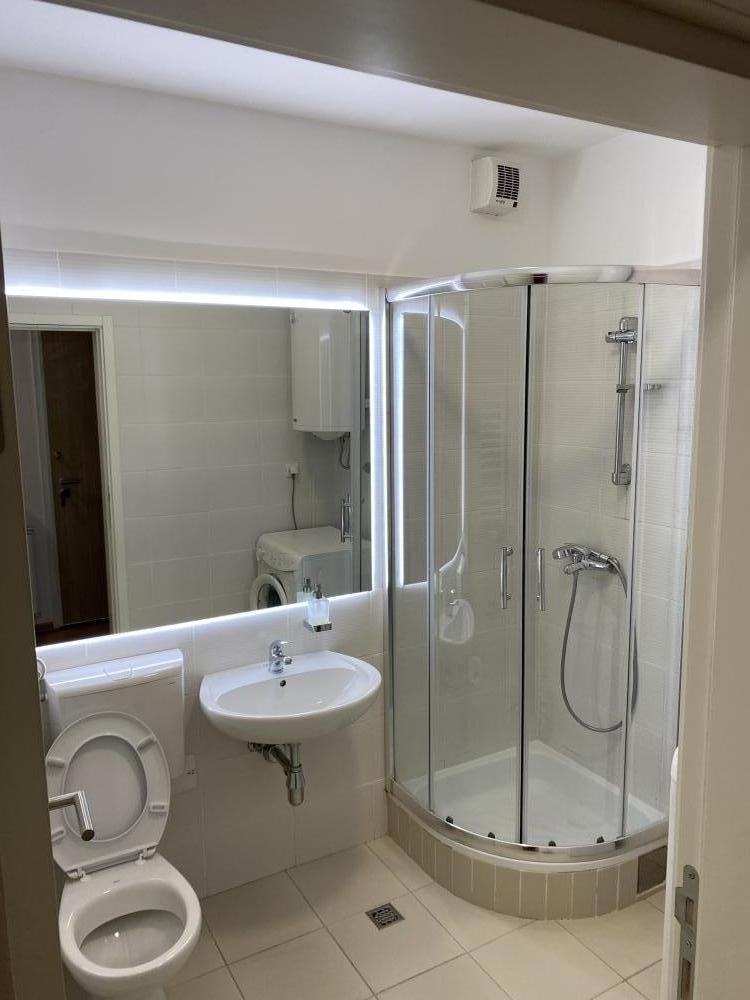 Slika 3 - Druge sprske armije 21, Jednosoban stan za izdavanje, 53m2, 600€