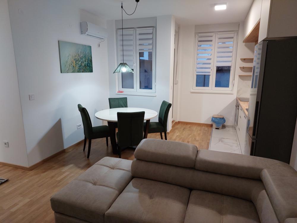 Slika 6 - Novosadska 7a, Trosoban stan za izdavanje, 57m2, 600€