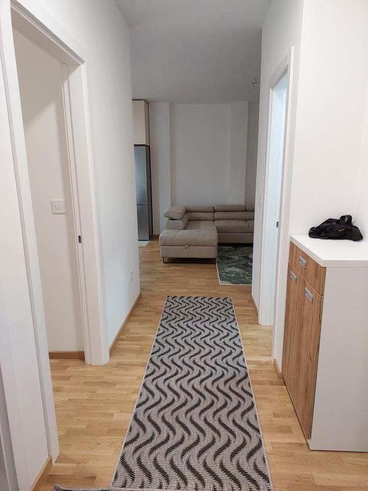 Slika 0 - Novosadska 7a, Trosoban stan za izdavanje, 57m2, 600€