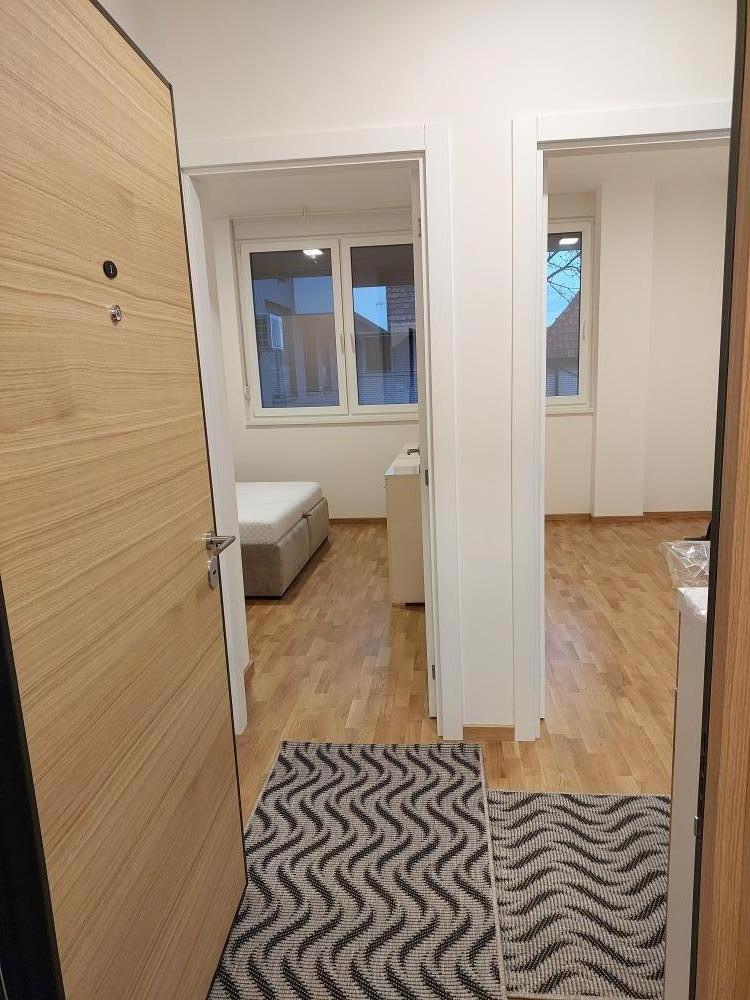 Slika 3 - Novosadska 7a, Trosoban stan za izdavanje, 57m2, 600€