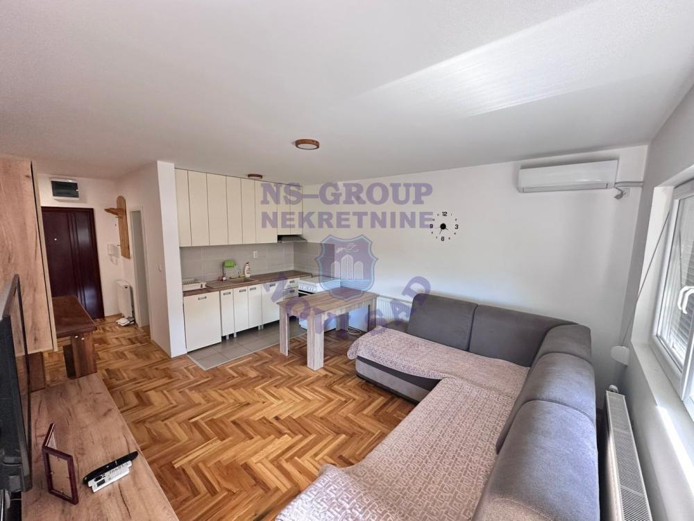 Glavna slika -Četvorosoban stan na prodaju, 71m2, 137.000€