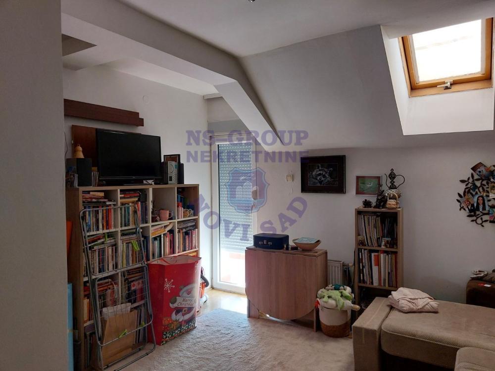 Glavna slika -Četvoroiposoban stan na prodaju, 78m2, 128.450€