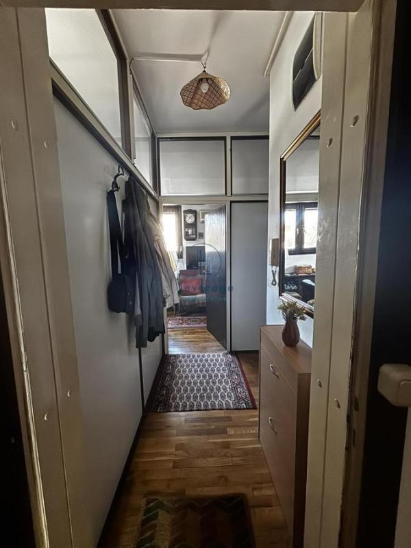 Slika 8 - Bulevar oslobođenja, Troiposoban stan na prodaju, 109m2, 310.000€