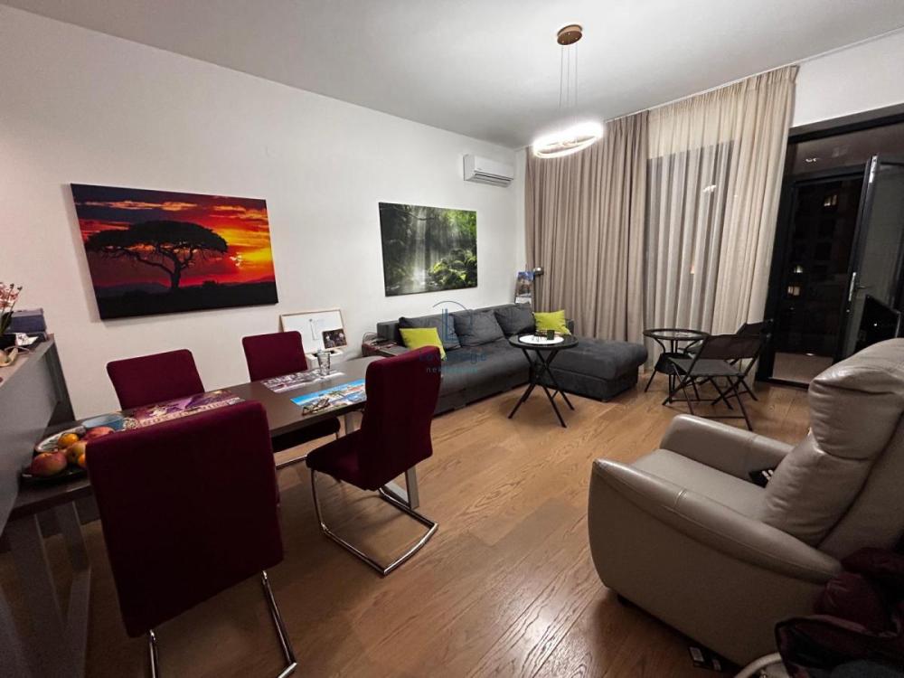 Slika 1 - Beograd na vodi, Četvorosoban stan na prodaju, 110m2, 498.000€