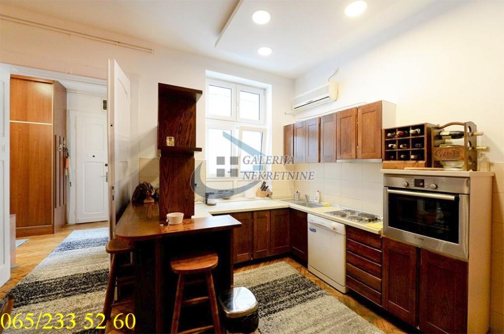 Slika 0 - Resavska, Trosoban stan na prodaju, 86m2, 320.000€