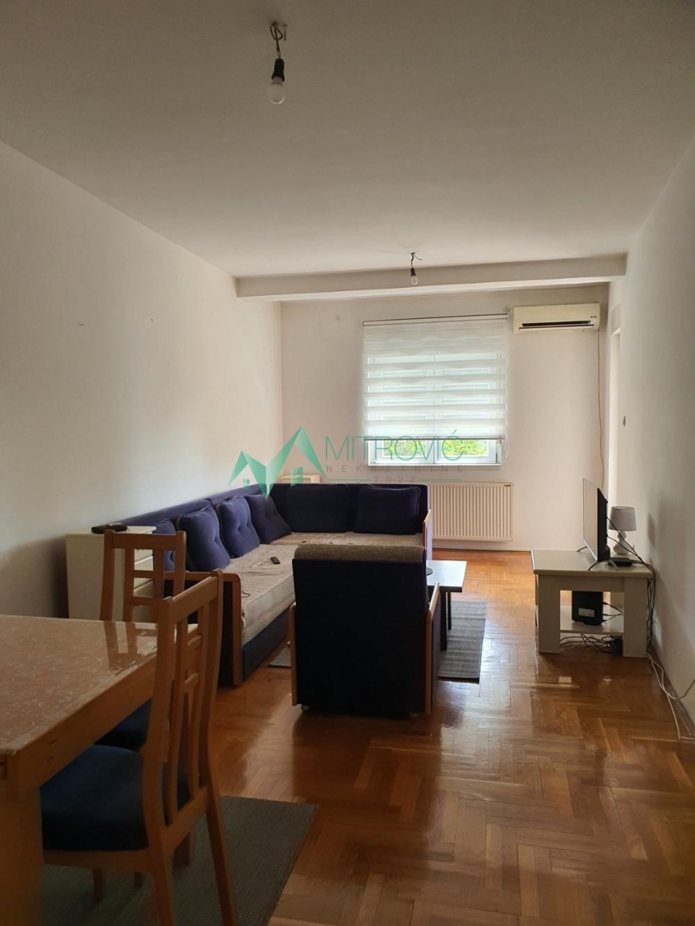 Glavna slika -Jednoiposoban stan za izdavanje, 52m2, 350€