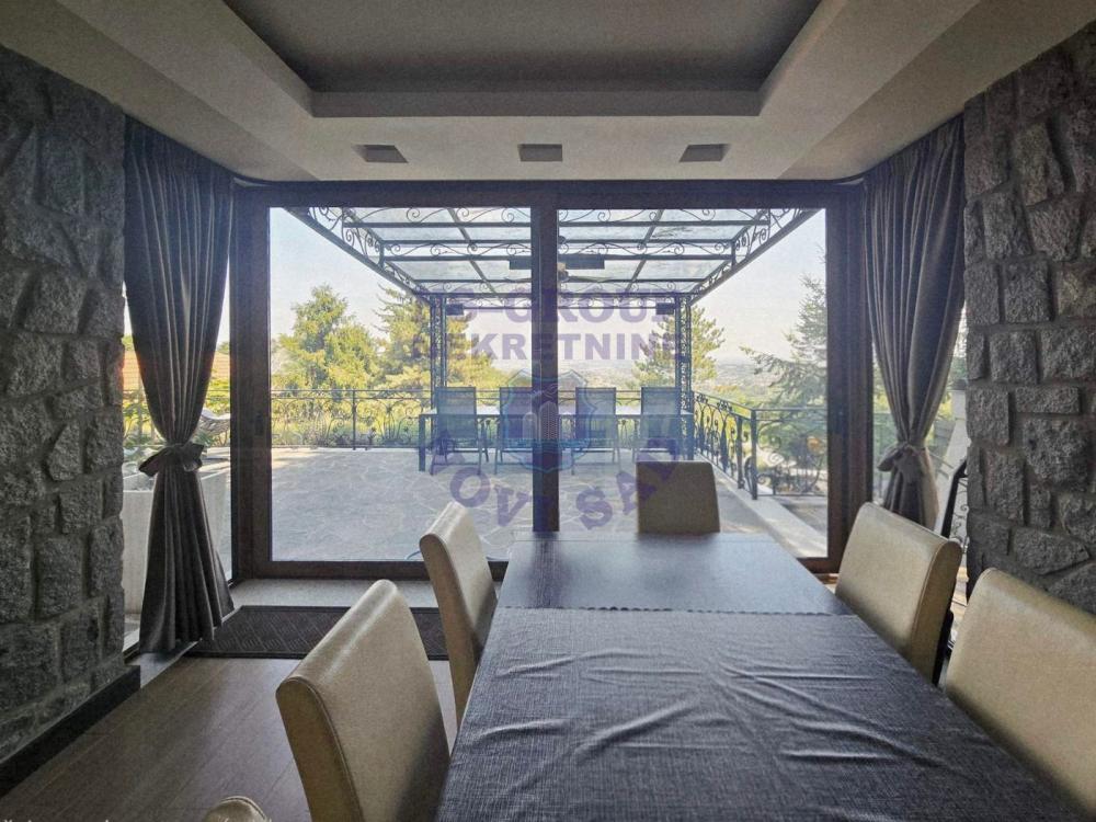 Slika 2 -  Kuća na prodaju, 388m2, 1.637.700€