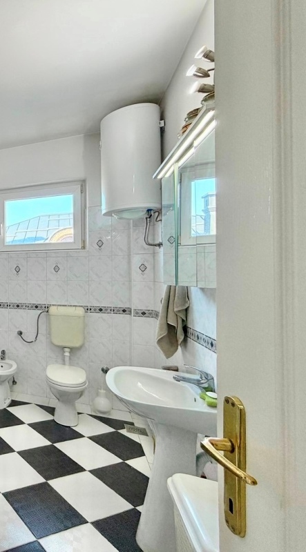 Slika 11 - Liksuri, Trosoban stan na prodaju, 121m2, 320.000€