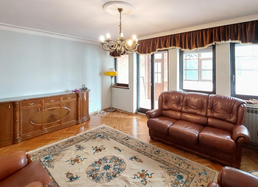 Slika 4 - Isaka Njutna,  Kuća na prodaju, 140m2, 230.000€