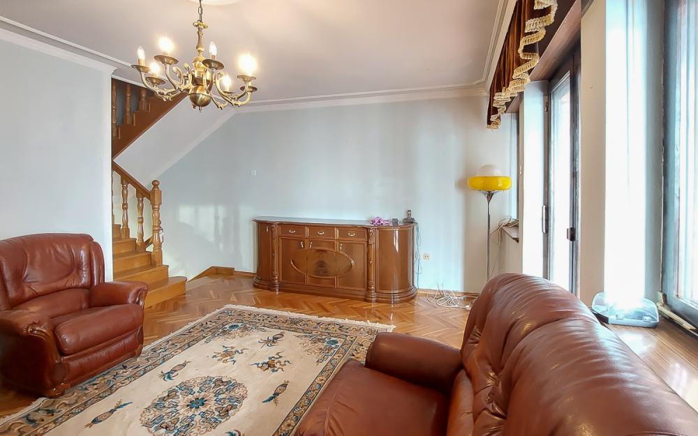 Slika 5 - Isaka Njutna,  Kuća na prodaju, 140m2, 230.000€