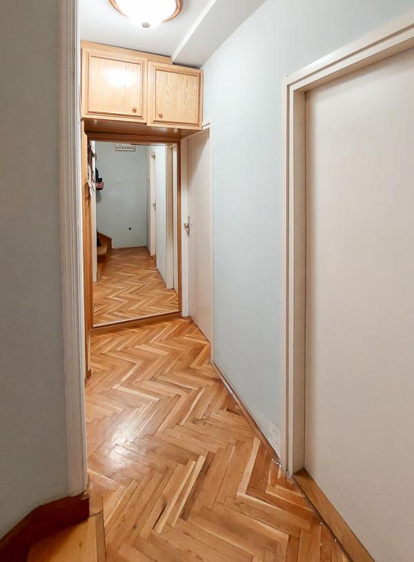 Slika 9 - Isaka Njutna,  Kuća na prodaju, 140m2, 230.000€