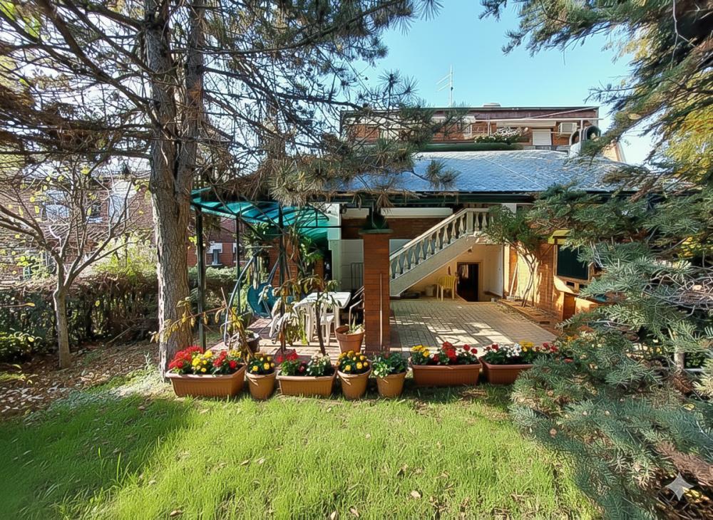 Glavna slika -Isaka Njutna,  Kuća na prodaju, 140m2, 230.000€