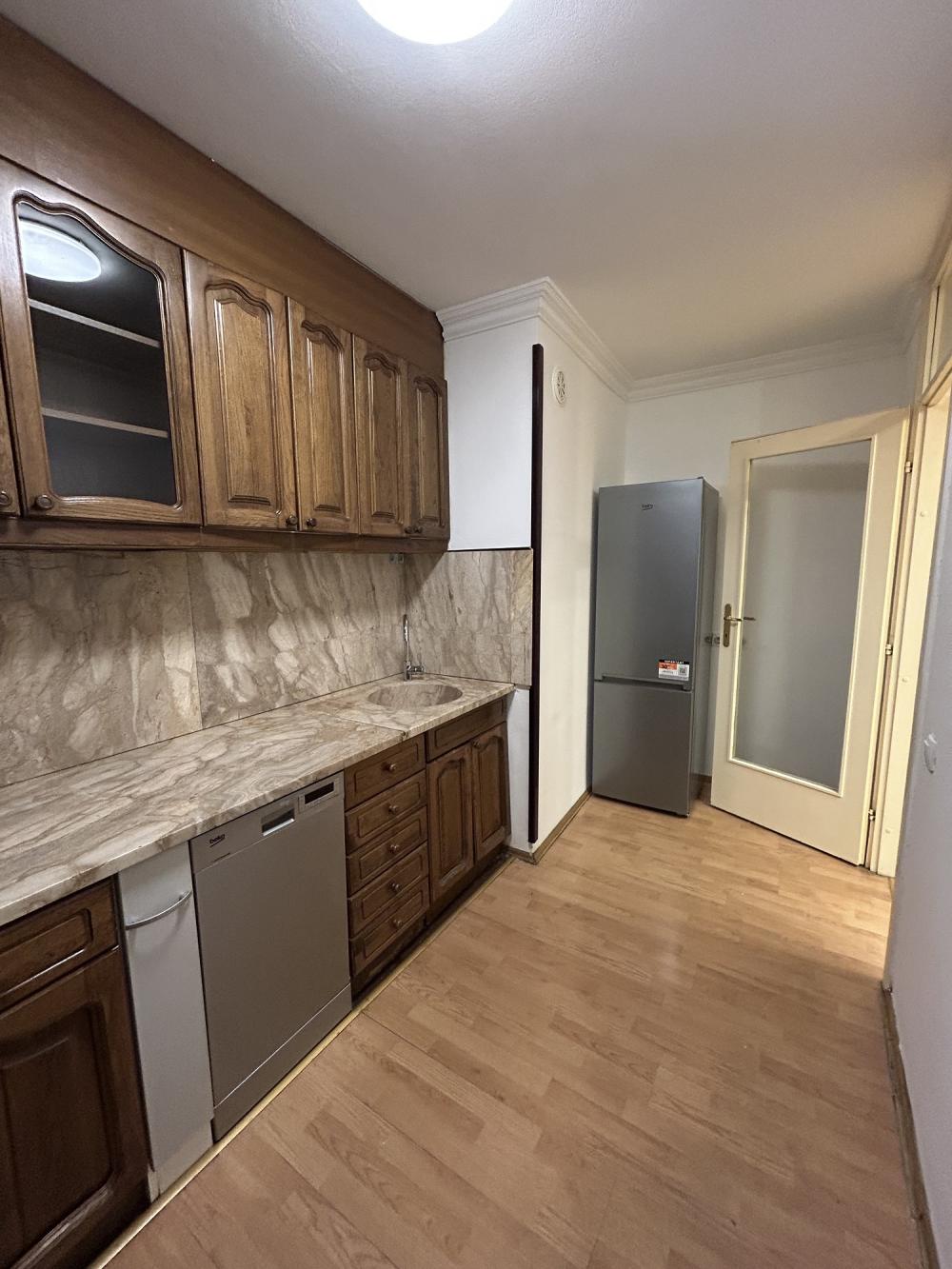 Slika 4 - Golsvordijeva, Trosoban stan za izdavanje, 115m2, 1.300€