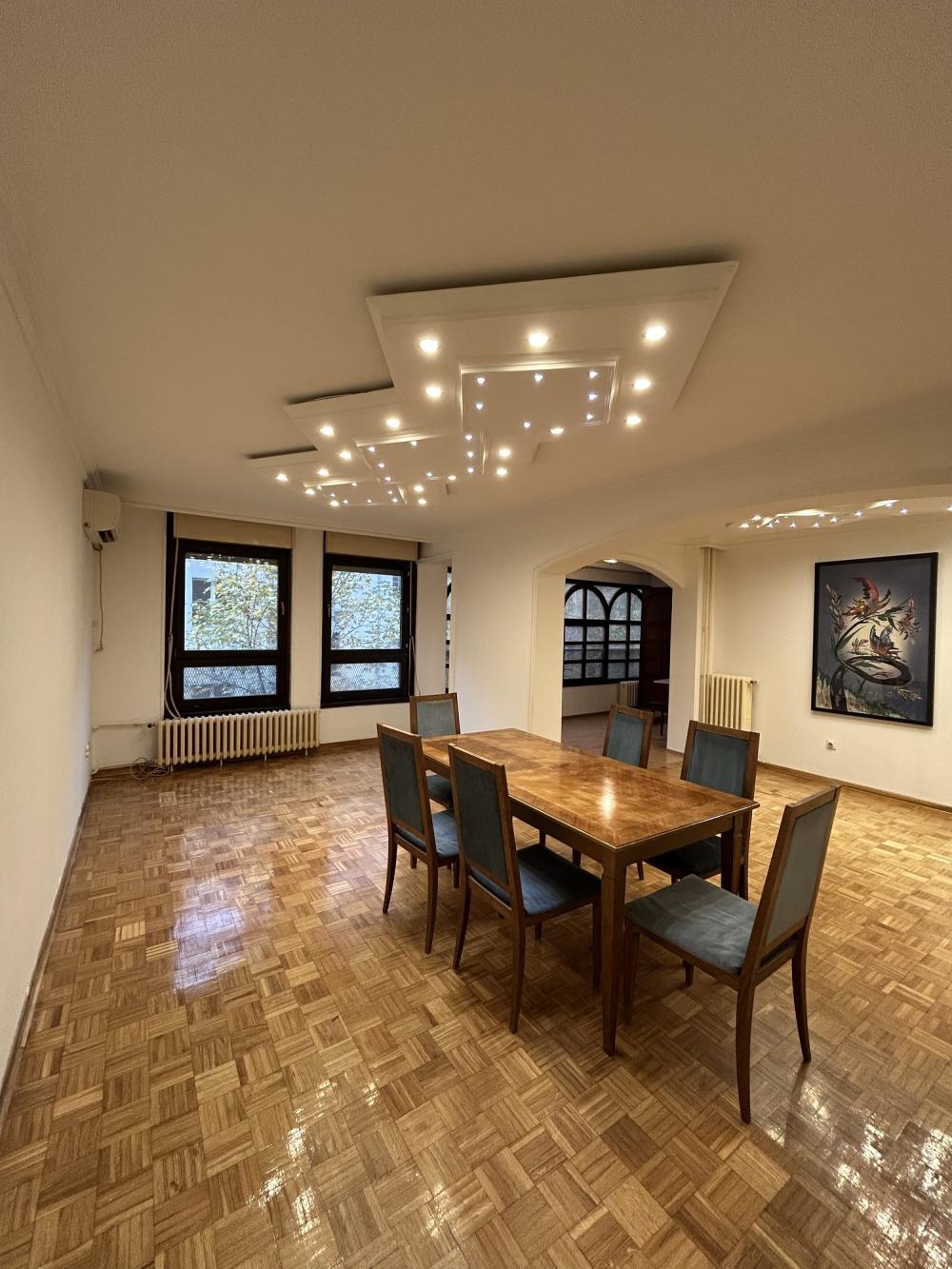 Glavna slika -Golsvordijeva, Trosoban stan za izdavanje, 115m2, 1.300€