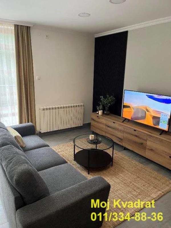 Slika 1 - Jednosoban stan za izdavanje, 70m2, 860€