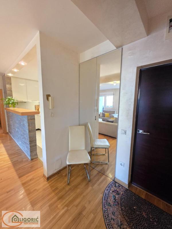 Slika 10 - Ilije Stojadinovića, Trosoban stan na prodaju, 82m2, 245.000€